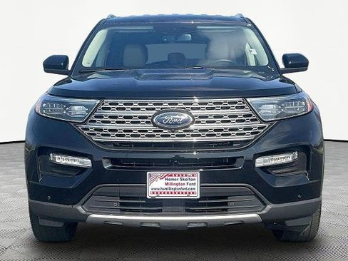 Certified 2023 Ford Explorer Limited AWD/4WD image 3