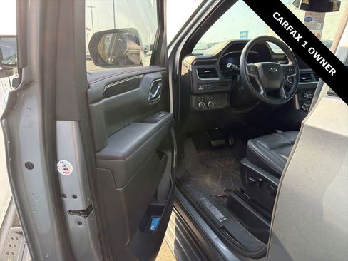 Used 2024 Chevrolet Tahoe RST w/ RST Performance Edition image 5