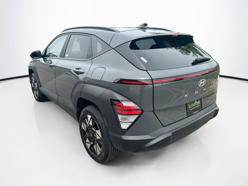 Used 2025 Hyundai Kona SEL AWD/4WD image 5