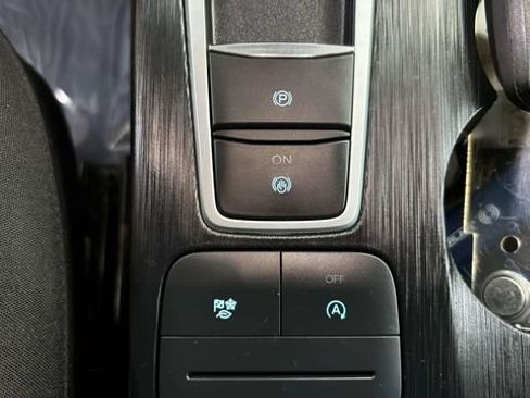 Used 2023 Ford Escape Active AWD/4WD image 27