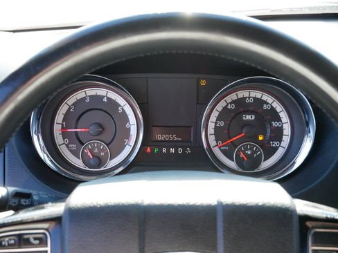 Used 2014 Dodge Grand Caravan SE image 21