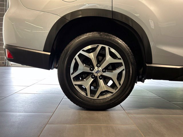 Used 2023 Subaru Forester Premium AWD/4WD image 43