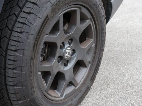 Used 2025 Honda Pilot TrailSport image 51