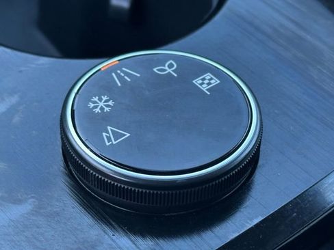 Used 2021 Nissan Rogue SV image 37