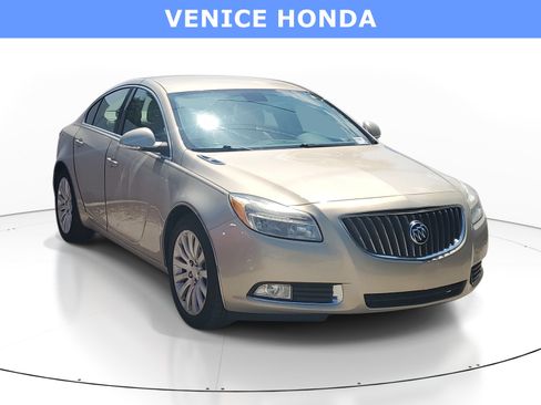 Used 2012 Buick Regal Leather FWD image 1