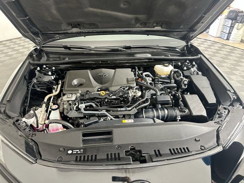 Used 2025 Toyota Camry XSE FWD image 27