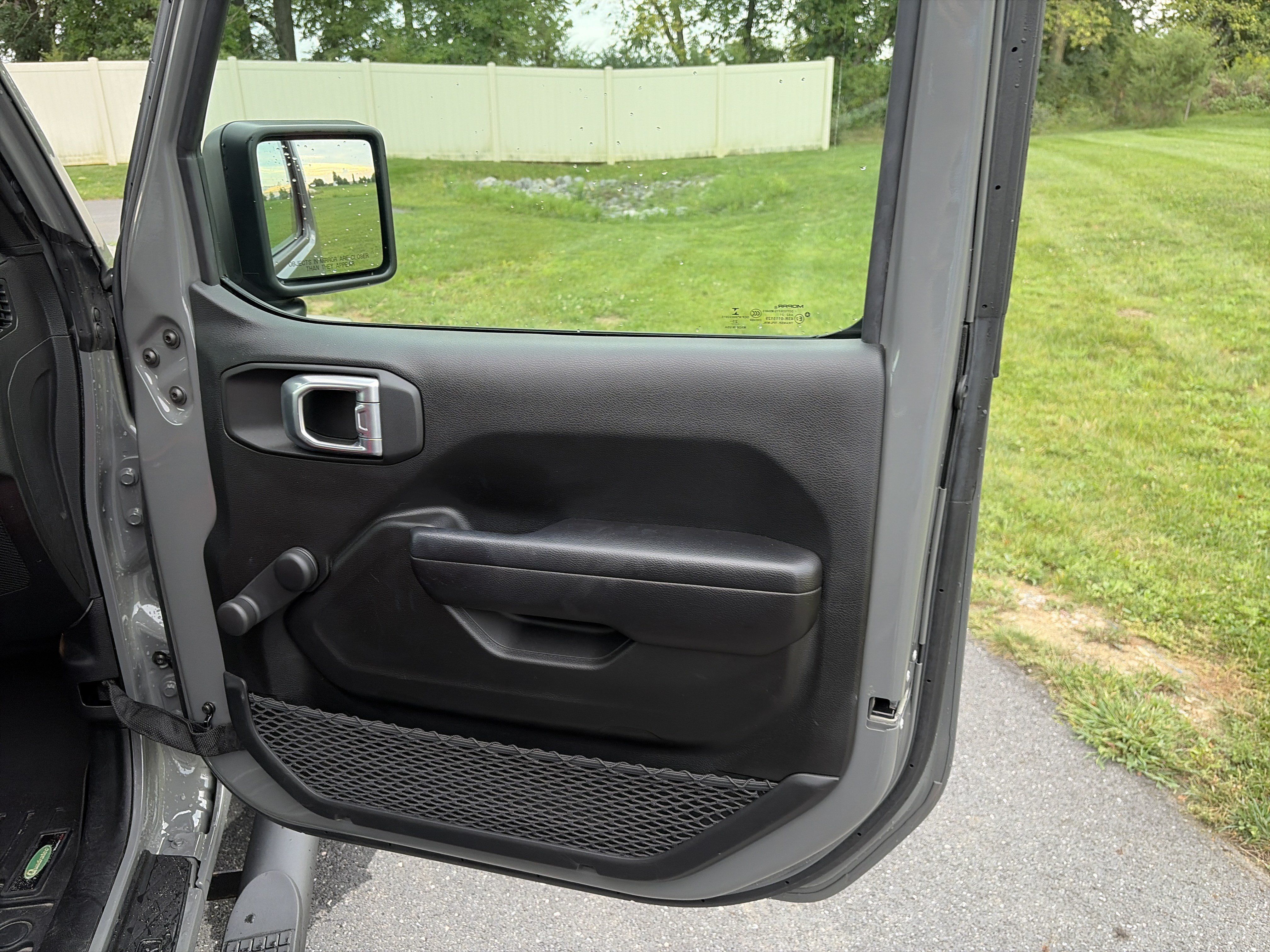 Used 2021 Jeep Gladiator Sport AWD/4WD image 24