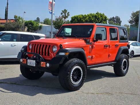 Used 2018 Jeep Wrangler Unlimited Sport S AWD/4WD image 10