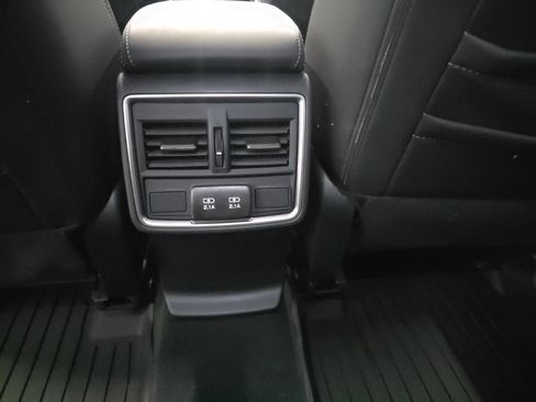 Certified 2023 Subaru Forester Limited AWD/4WD image 11