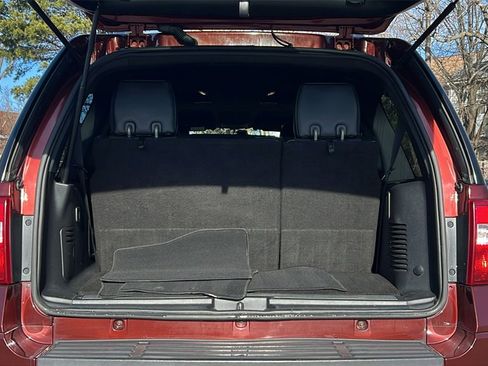 Used 2017 Ford Expedition Limited image 19