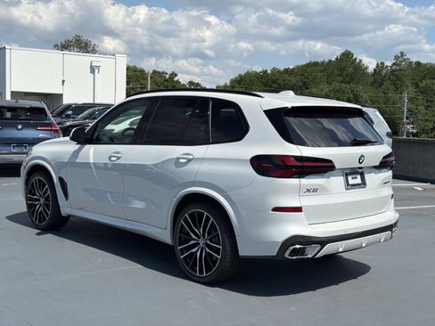New 2026 BMW X5 sDrive40i w/ M Sport Package RWD image 5