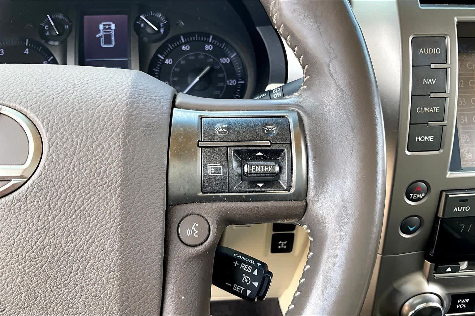 Used 2019 Lexus GX 460 Premium w/ Premium Package AWD/4WD image 21