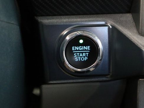 Used 2023 Ford F150 Limited image 38