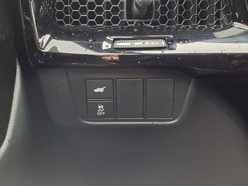 Used 2023 Honda CR-V Sport Touring image 9