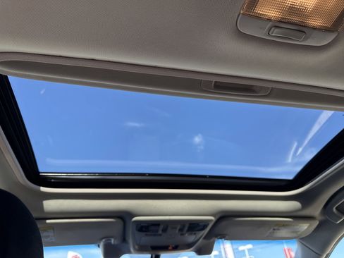 Used 2019 Subaru Outback 2.5i Premium image 13