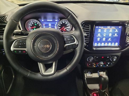 Used 2019 Jeep Compass Limited FWD image 22