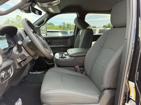 New 2025 RAM 2500 Tradesman image 15