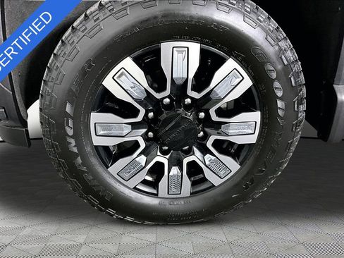 Certified 2025 GMC Sierra 2500 Denali w/ Denali Reserve Package AWD/4WD image 32