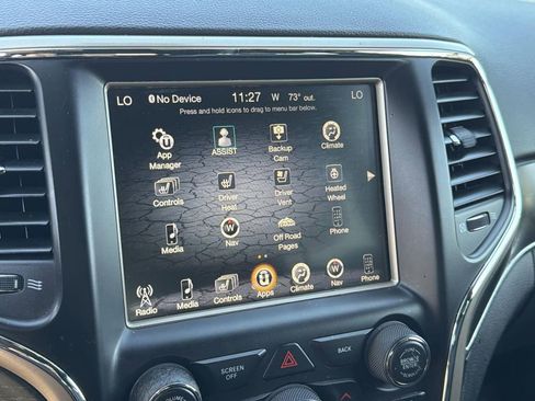 Used 2017 Jeep Grand Cherokee Limited w/ Luxury Group II AWD/4WD image 16