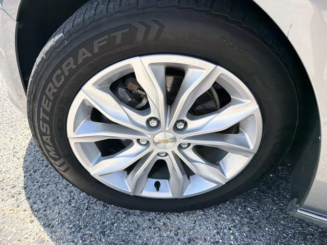 Used 2024 Chevrolet Malibu LT FWD image 28