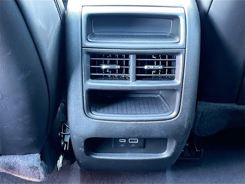 Certified 2025 Cadillac XT5 Premium Luxury image 26