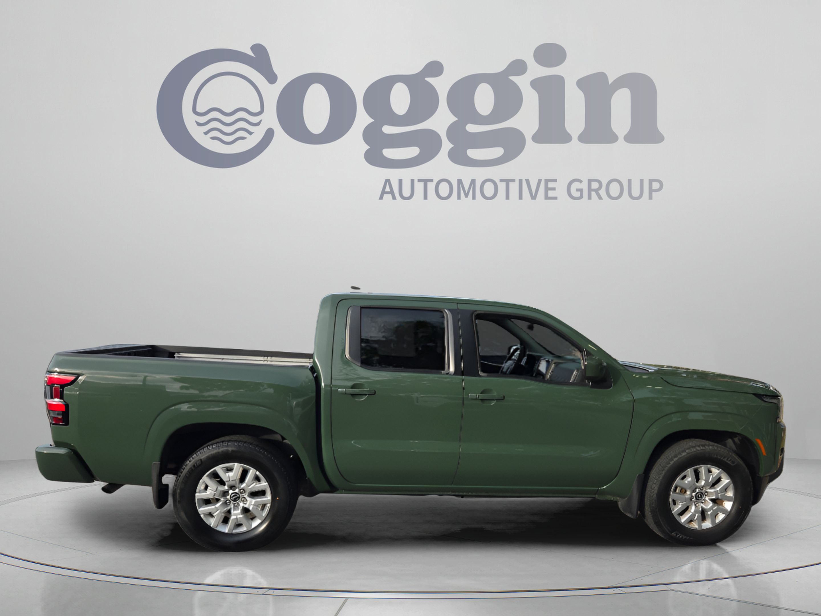 Used 2024 Nissan Frontier SV w/ SV Convenience Package RWD image 6