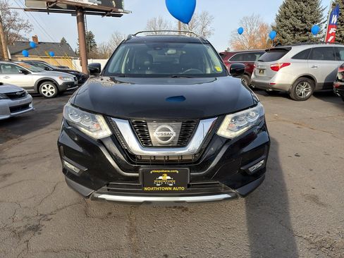 Used 2017 Nissan Rogue SL w/ SL Premium Package image 9