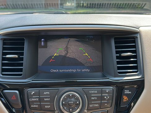 Used 2018 Nissan Pathfinder SV w/ SV Tech Package AWD/4WD image 20