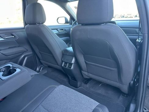 Used 2025 GMC Terrain Elevation image 38