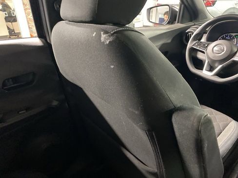 Used 2018 Nissan Kicks S FWD image 29