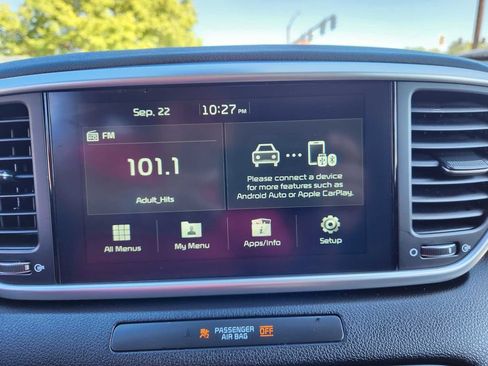 Used 2021 Kia Sportage LX image 13