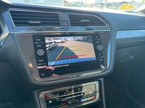 Certified 2022 Volkswagen Tiguan SE image 26