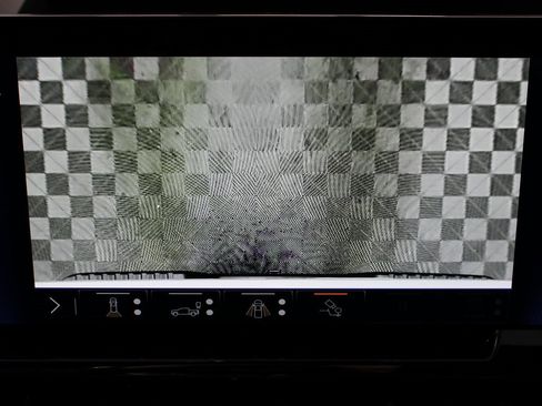 Used 2024 Chevrolet Silverado 1500 ZR2 image 21