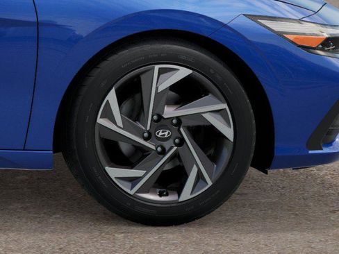 New 2025 Hyundai Elantra Sport image 8