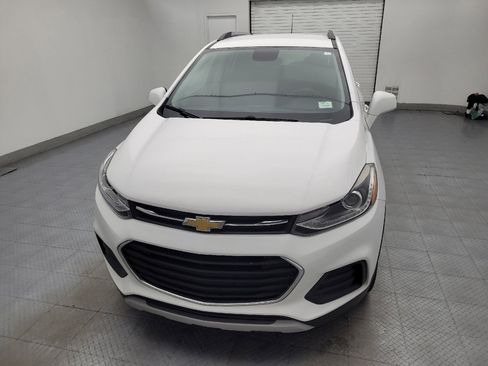 Used 2020 Chevrolet Trax LT image 15