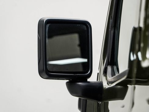 Used 2023 Jeep Wrangler Unlimited Sahara w/ Cold Weather Group image 15