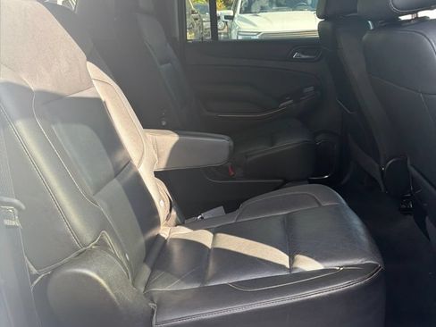 Used 2020 GMC Yukon XL SLT AWD/4WD image 8