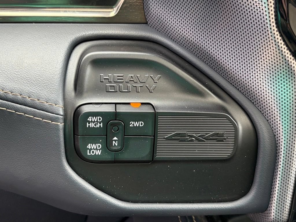 Used 2022 RAM 2500 Limited AWD/4WD image 17