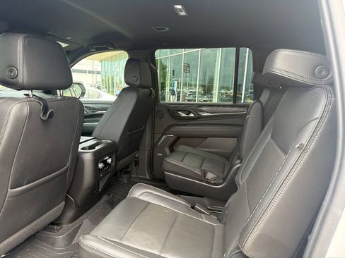 Used 2023 GMC Yukon XL Denali RWD image 27