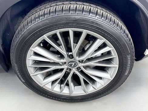 Used 2025 Lexus NX 350h AWD w/ Accessory Package (2T) image 31