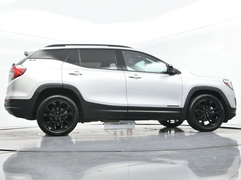 Used 2021 GMC Terrain SLE w/ Elevation Edition FWD image 44
