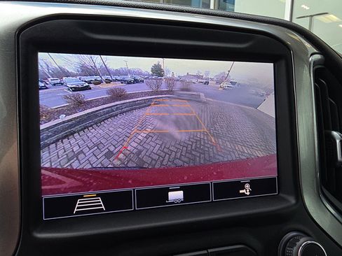 Used 2020 Chevrolet Silverado 1500 RST image 25