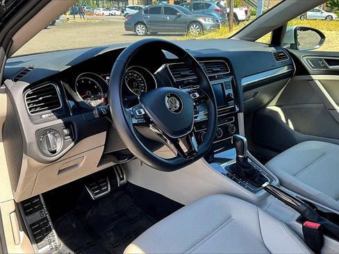 Used 2019 Volkswagen Golf Alltrack S image 19