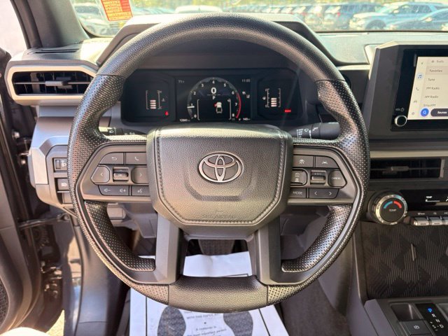 Used 2024 Toyota Tacoma SR5 AWD/4WD image 15