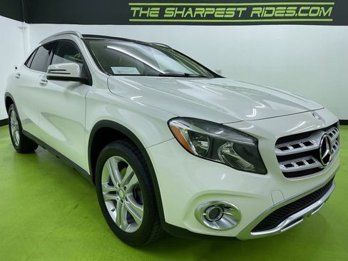 Used 2018 Mercedes-Benz GLA 250 w/ Premium Package image 2