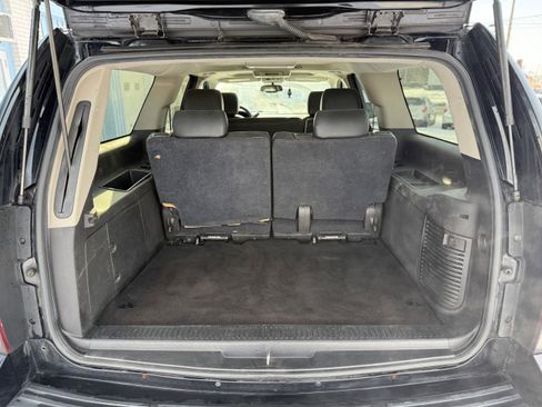 Used 2013 Chevrolet Suburban LT w/ Luxury Package image 24