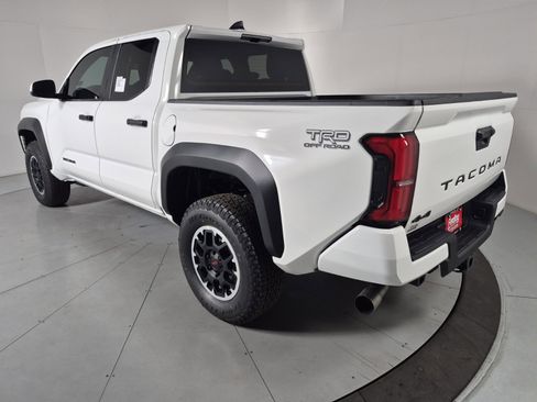 New 2026 Toyota Tacoma TRD Off-Road image 3