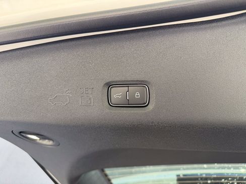 New 2026 Lincoln Navigator L Premier AWD/4WD image 21
