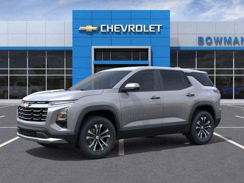 New 2026 Chevrolet Equinox LT w/ Convenience Package II image 2