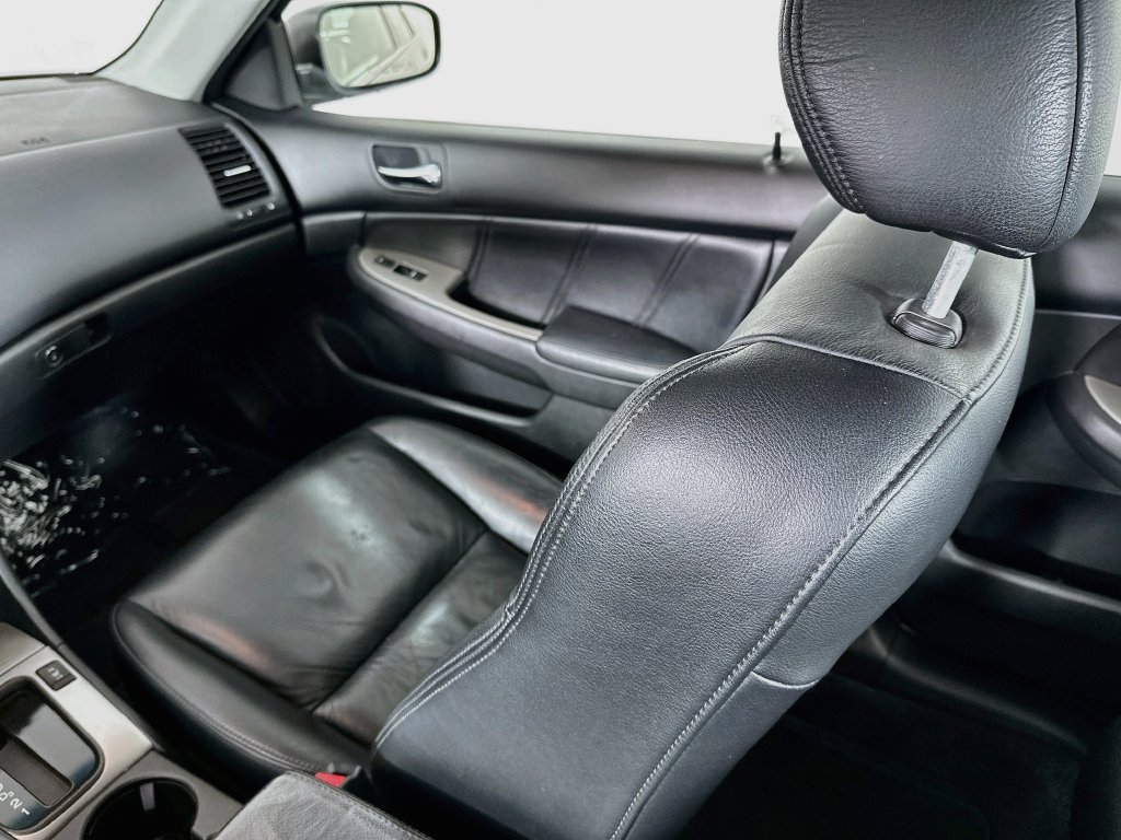 Used 2005 Honda Accord EX-L image 23